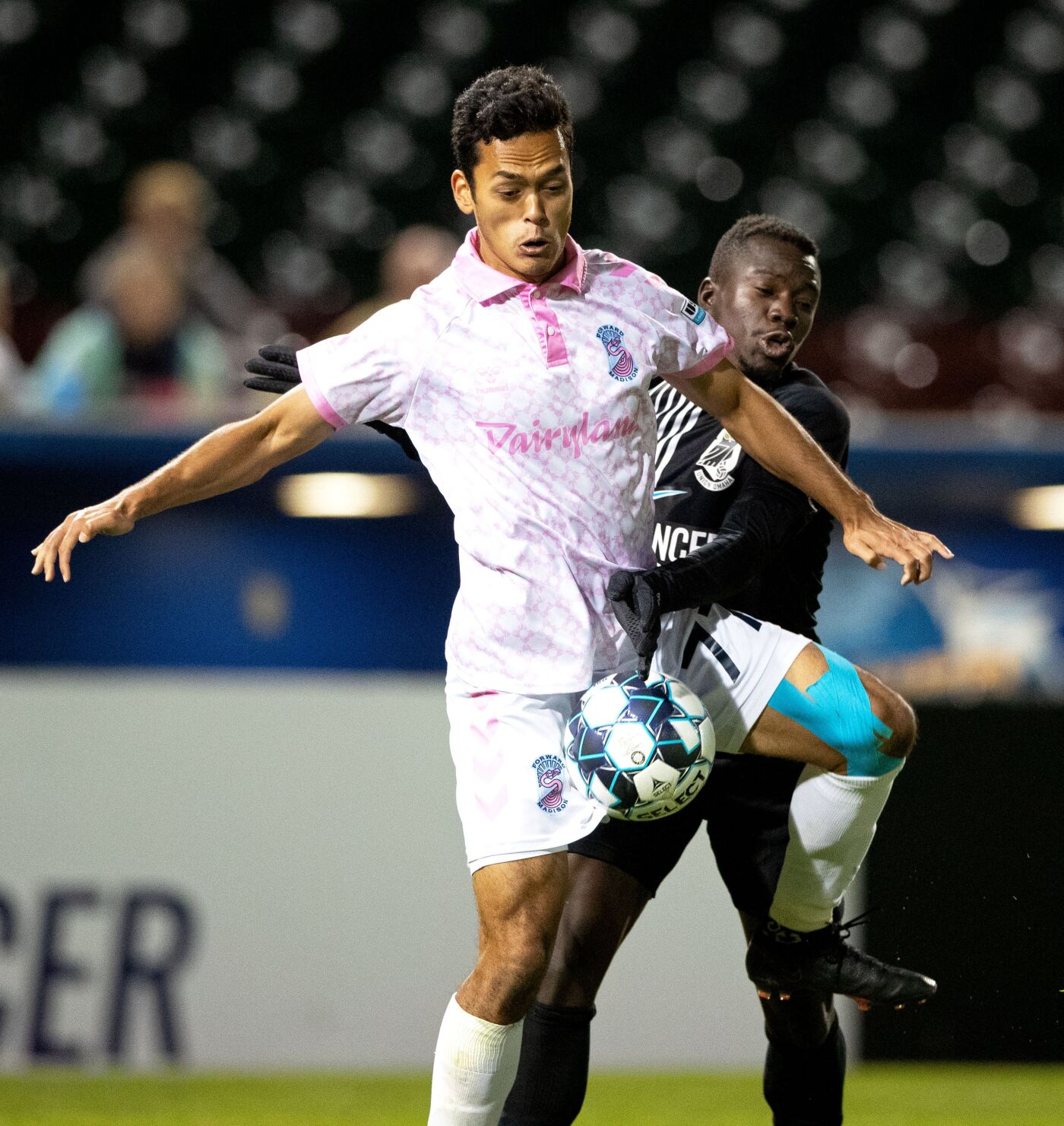 102121-owh-spo-unionomaha-em04.JPG